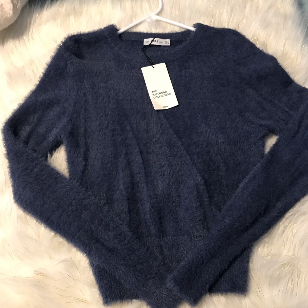 Zara Knit Fuzzy Sweater - Size Large
